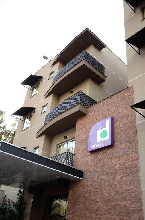 Ideali Hotel