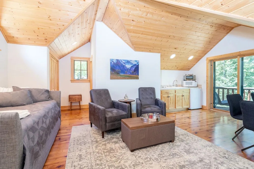Mountain Melody by Exceptional Stays