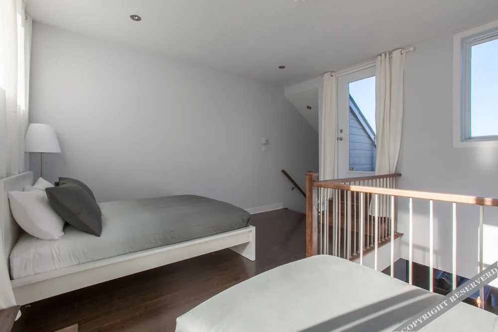 3 bedrooms 2 bathrooms Mont-Royal Apartment by Lux Montreal Vacations Rentals