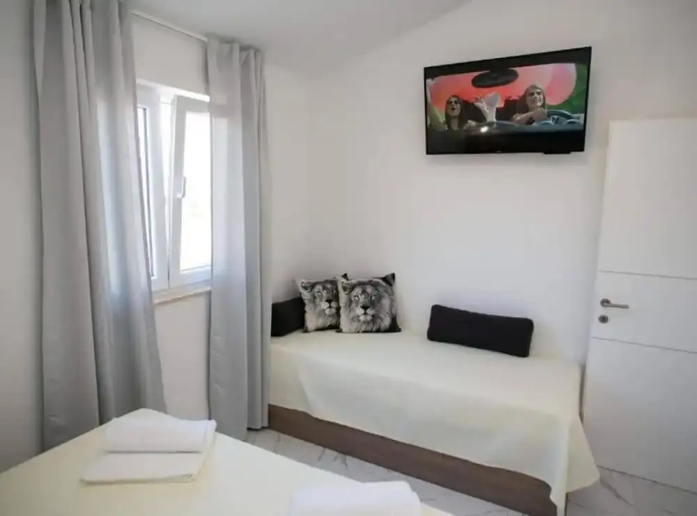 Apartments Sun Dance with heated Pool
