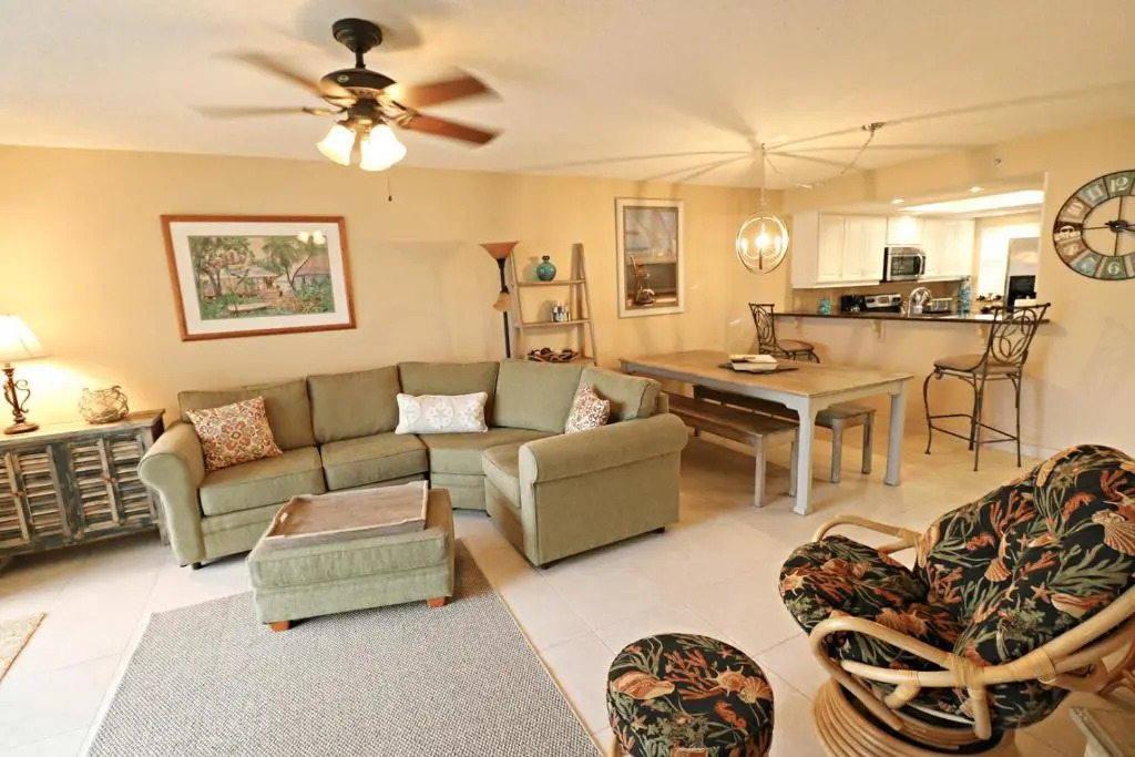Ocean Village Club I15
