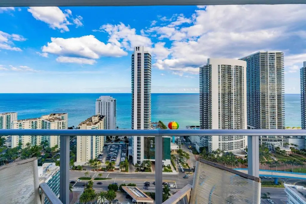 Hyde Beach House 2709