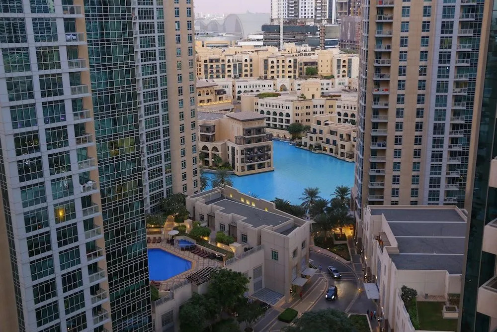 City Nights Holiday Homes - Boulevard Central Tower 2