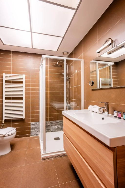 Ronda Sant Pere Private City Center 3Bedroom Suite B
