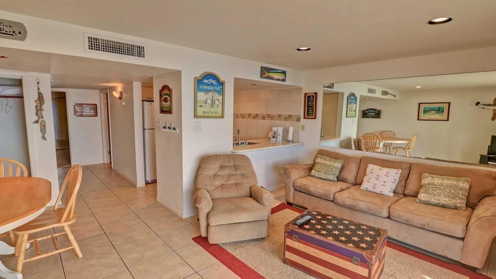 119 - 1 Br Condo