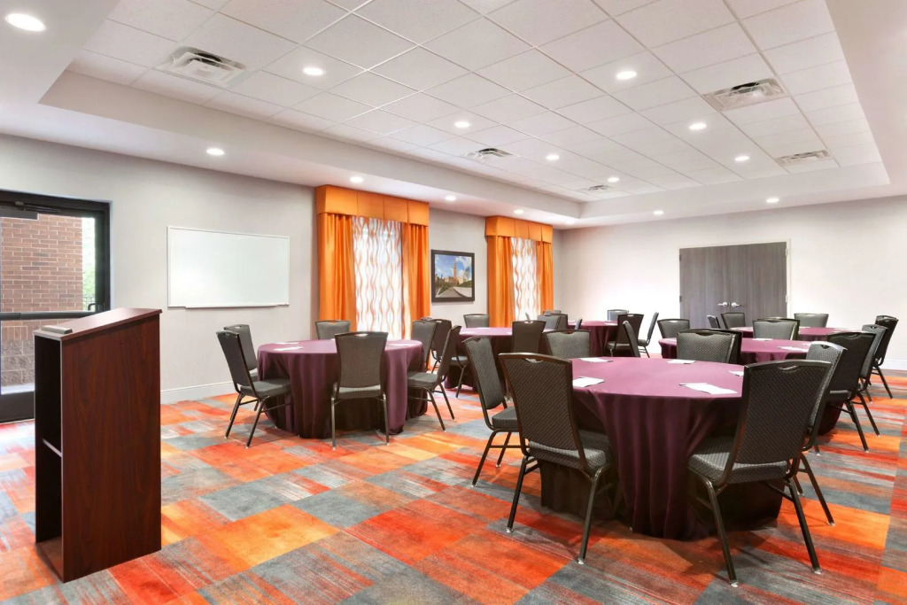 Hampton Inn Cleveland-Airport/Tiedeman Road