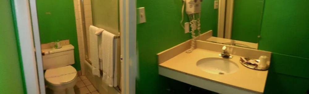 Provo Inn & Suites