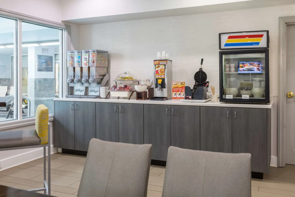 La Quinta Inn & Suites by Wyndham Downtown Asheville