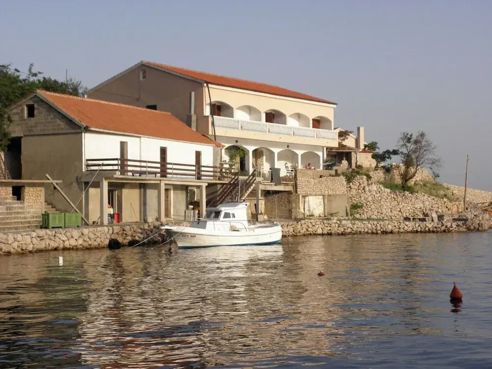 Taša - 5 m From sea - SA1