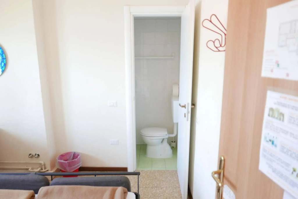 Lake Como Hostel