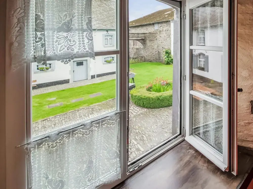 Heritage Holiday Home in Gouvy With Fenced Garden