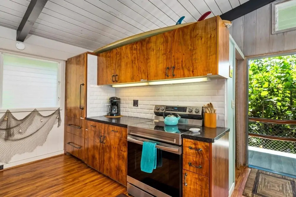 Big Island Private Home Alii Drive 6596 3 Bedroom Home