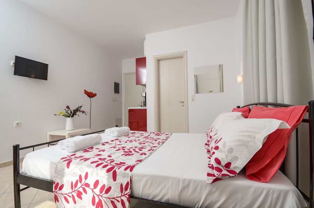 NAXOS DIAMOND Studios Apartments