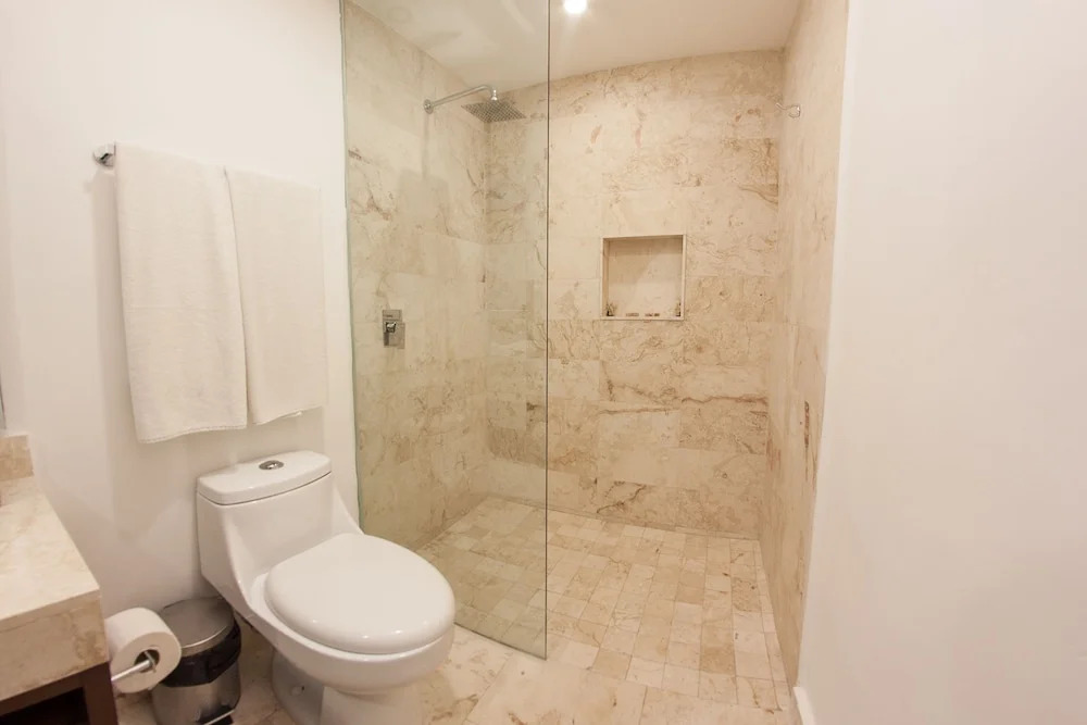 Anah Downtown DT 403
