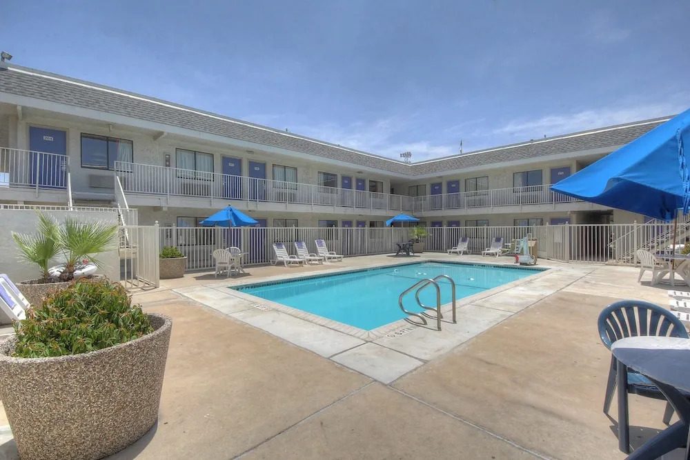 Motel 6-San Antonio, TX - South IH-10 East