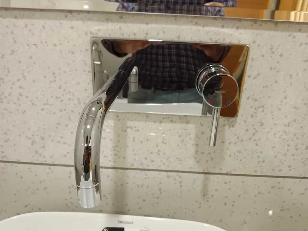 Tulsi Hotel