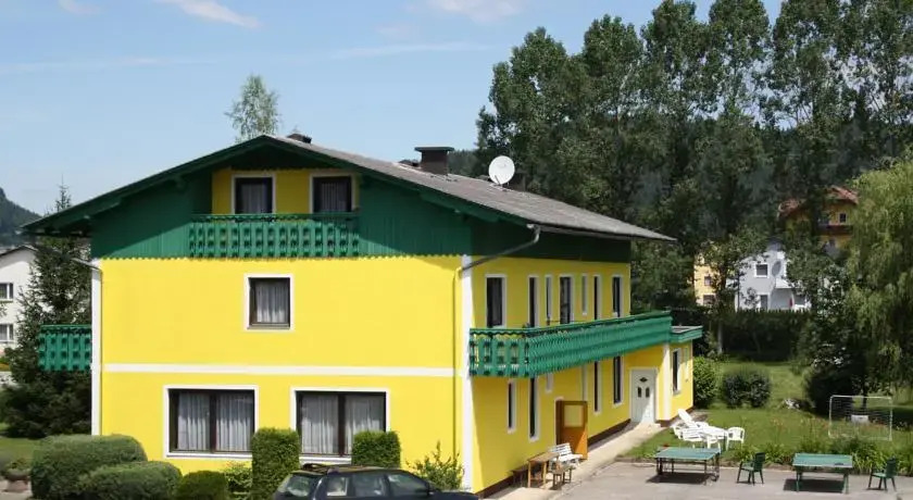 Haus Ferienwohnungen Angelika