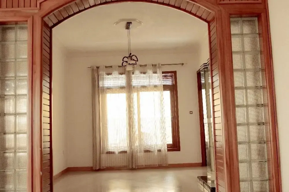 Elegant Villa Apart