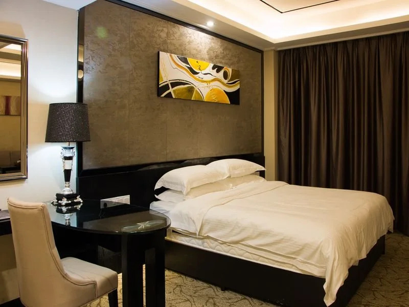 Green Tree Inn Zhuhai Jida