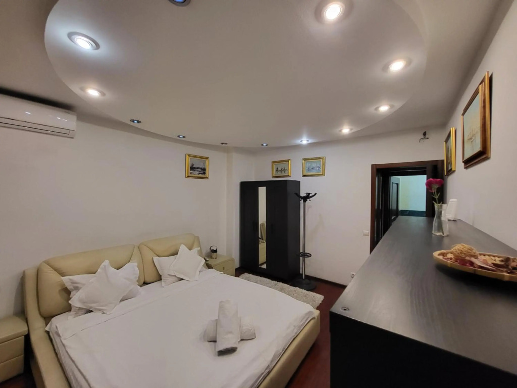 Apartament parter Arena Nationala Monza Mega Mall