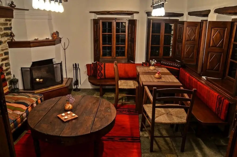 Fyloma Villa With 5 Bedrooms