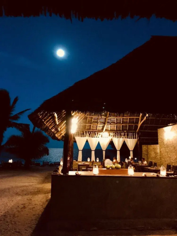 White Dream Lodge & Restaurant