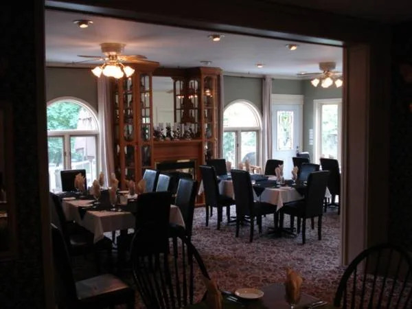 Grey Rose Suites