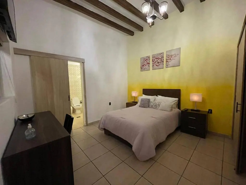Nice Room in the Center of Morelia, Casa Corregidora I