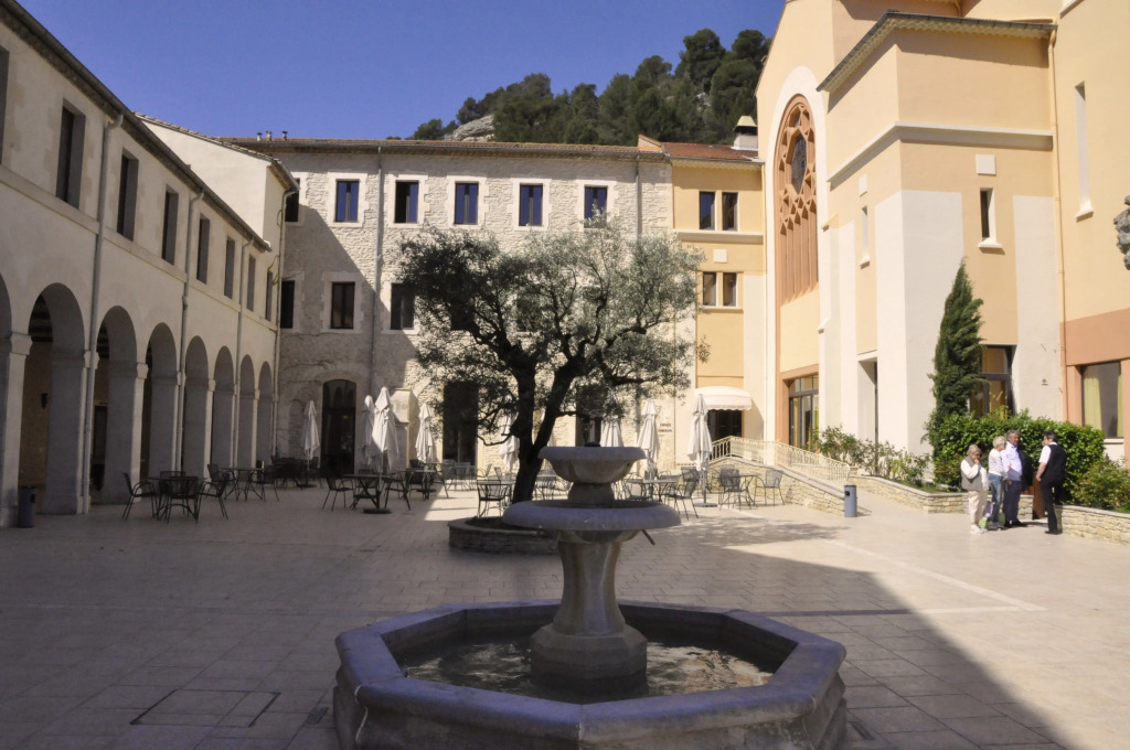Hôtellerie Notre Dame de Lumières