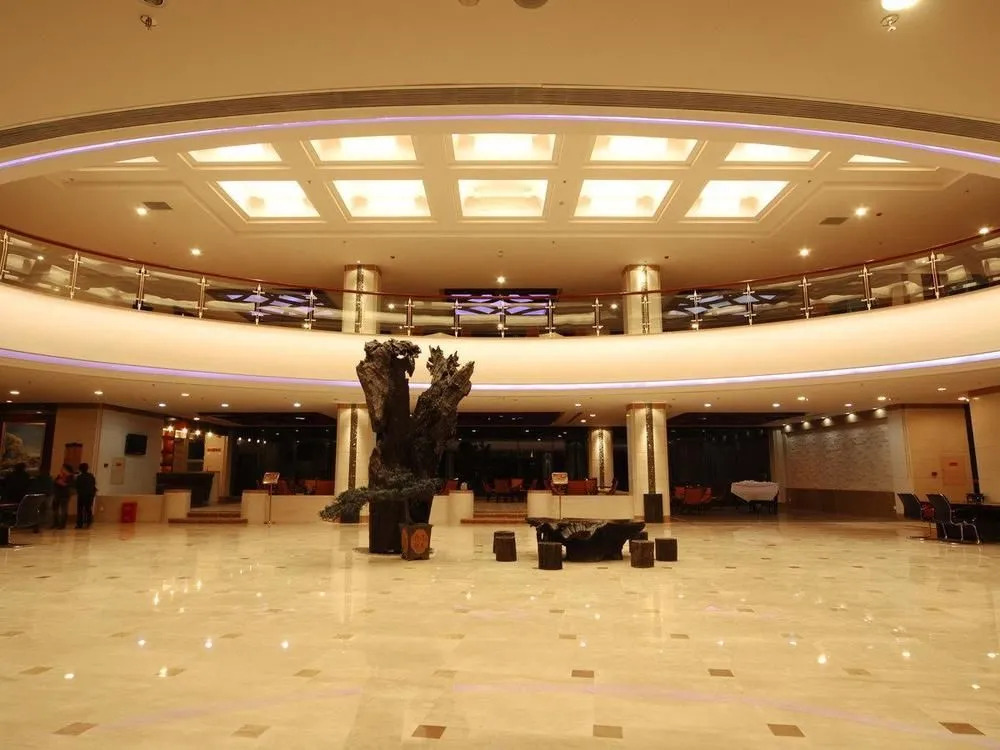 Emeishan Huasheng Spa Hotel