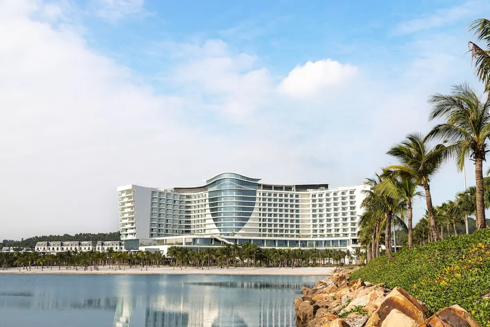 Dream Dragon Resort