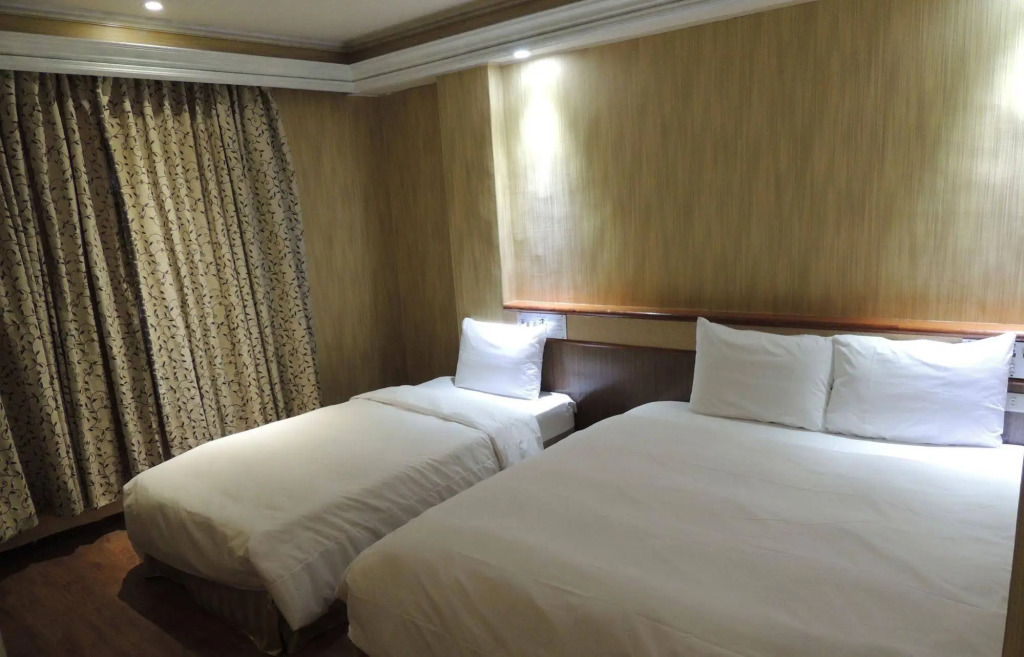 Many Flower Business Hotel