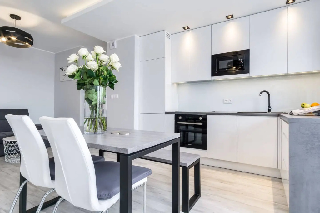 Elite Apartments Silva | close to Olivia Business Centre & free parking included | CENTER