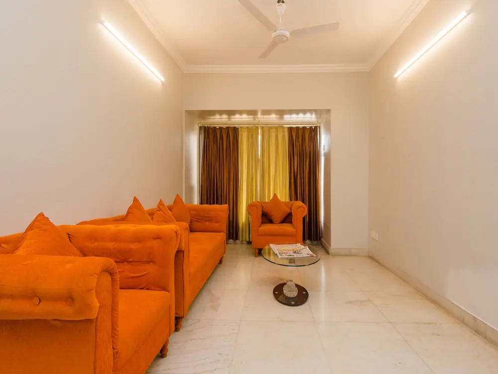 OYO 1838 Apartment Hotel Executive Homes