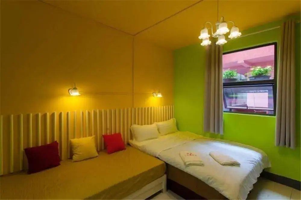 No. 16 West Lane Inn Guilin