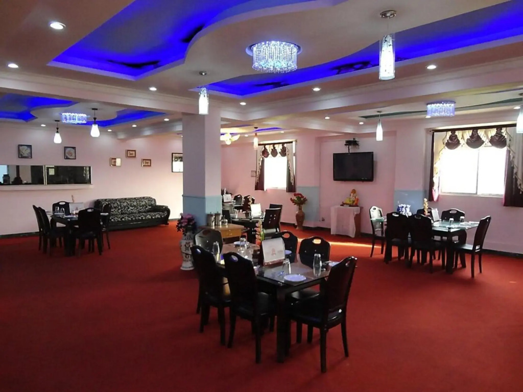 City Hotel