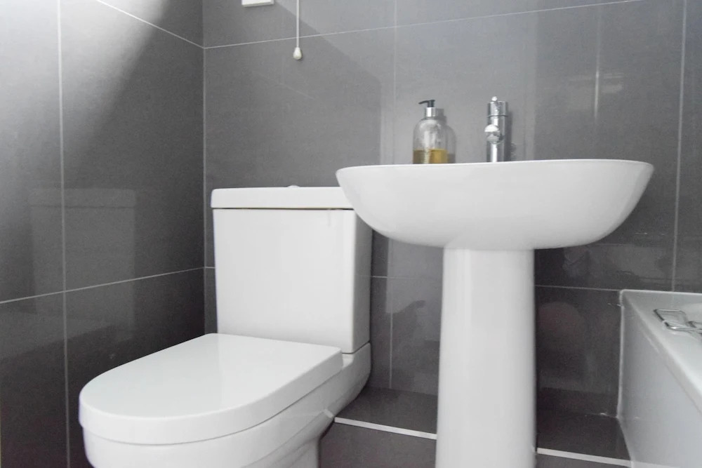 2 Bedroom Apartment In West London