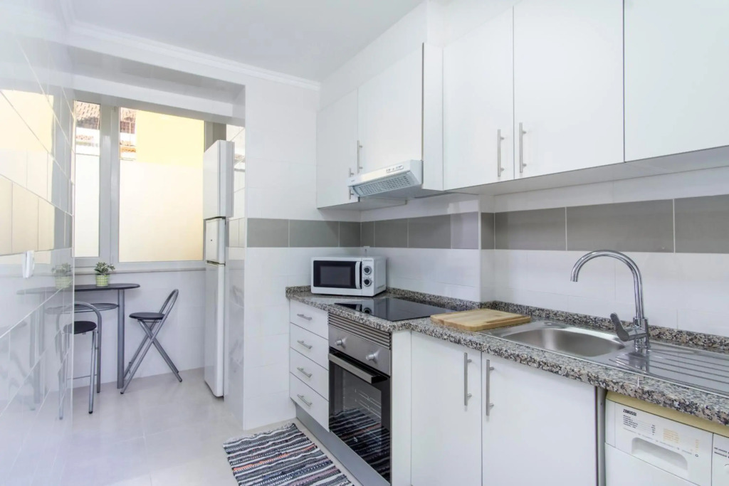 Frei Fortunato Sunny Apartment