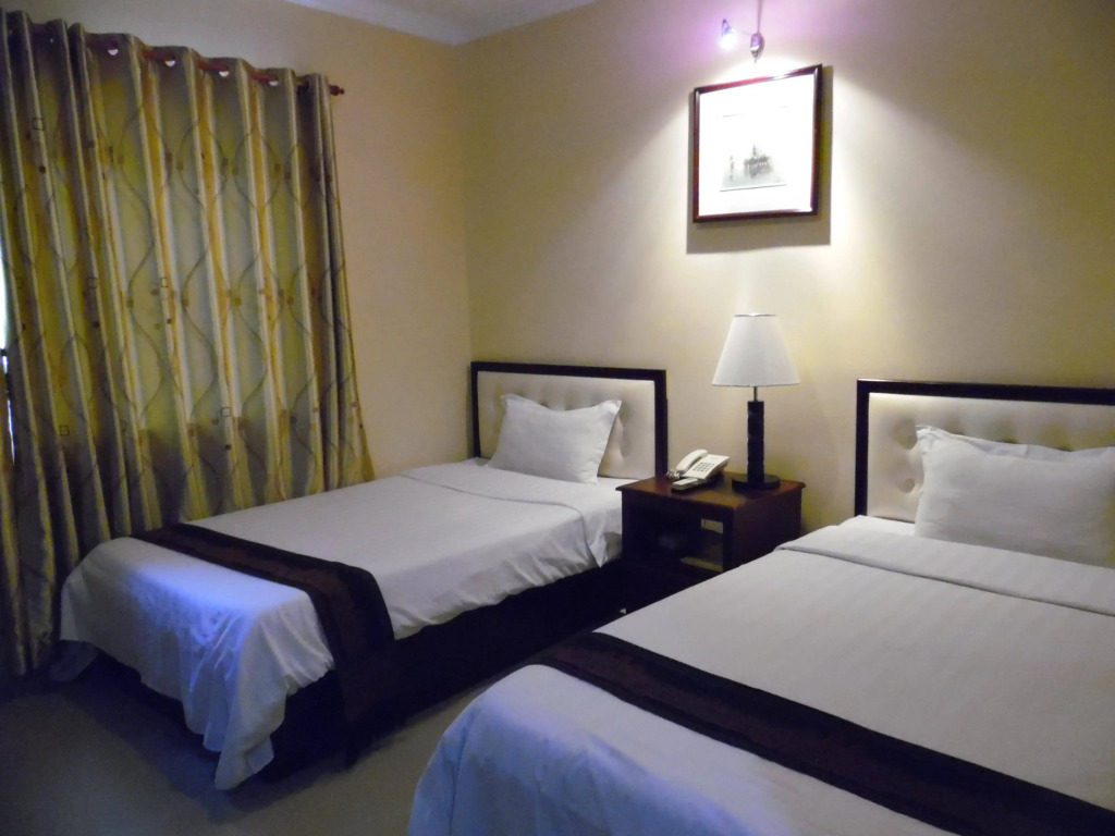 Silver Mounts Hotel