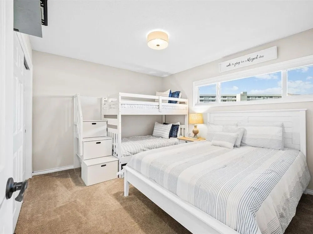 Gulf Shore Condo #207 - 2 Br condo by RedAwning