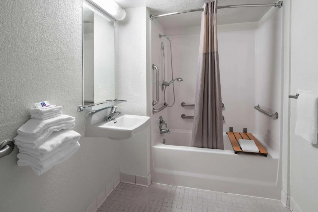 Motel 6 -Carpinteria, CA - Santa Barbara - South