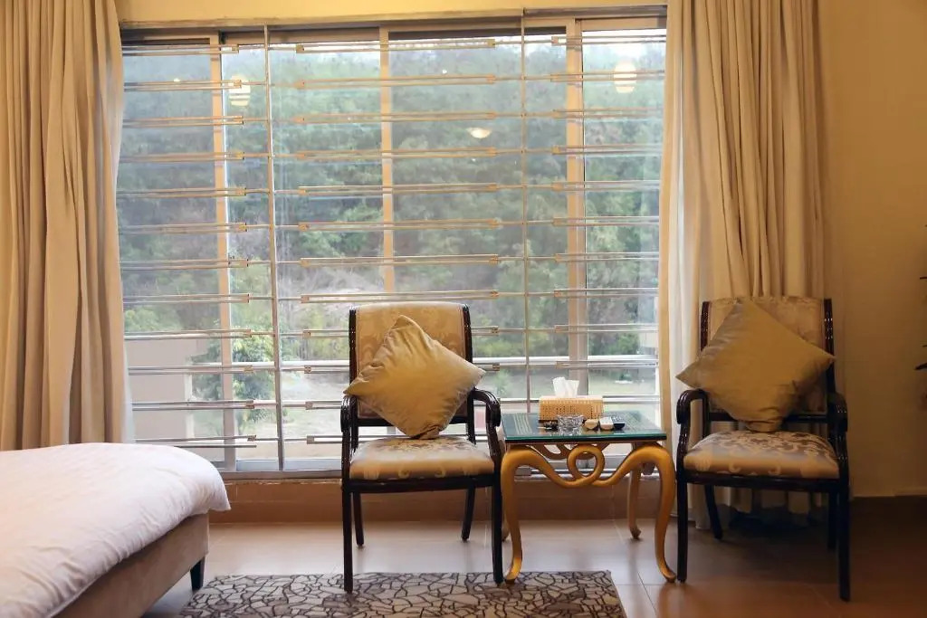 Butterfly Guest House Phase 7 Bahria Town