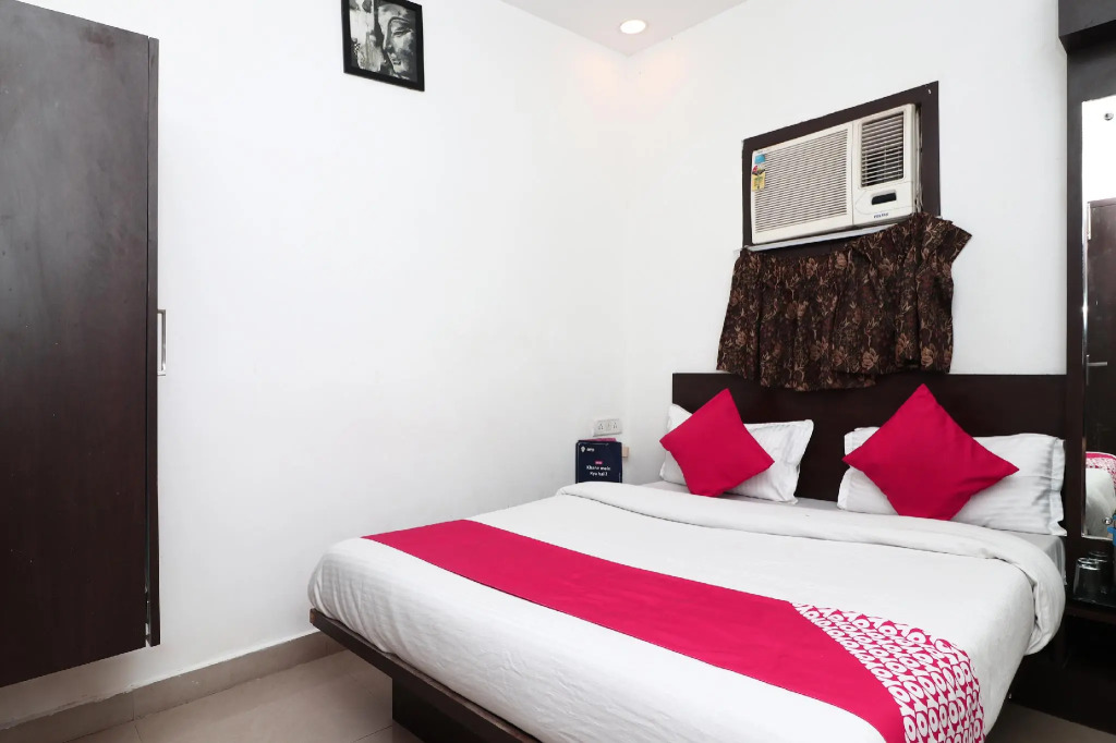 OYO 8074 Hotel G 9