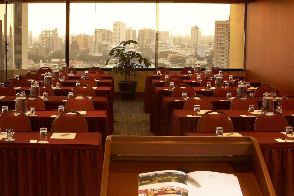 LUOXO Hotel