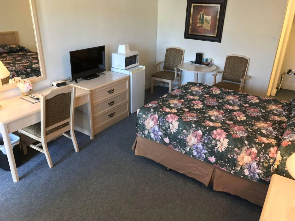 Lake City Motel