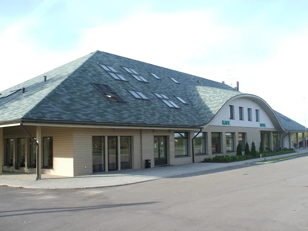 Hotel Berzkalni