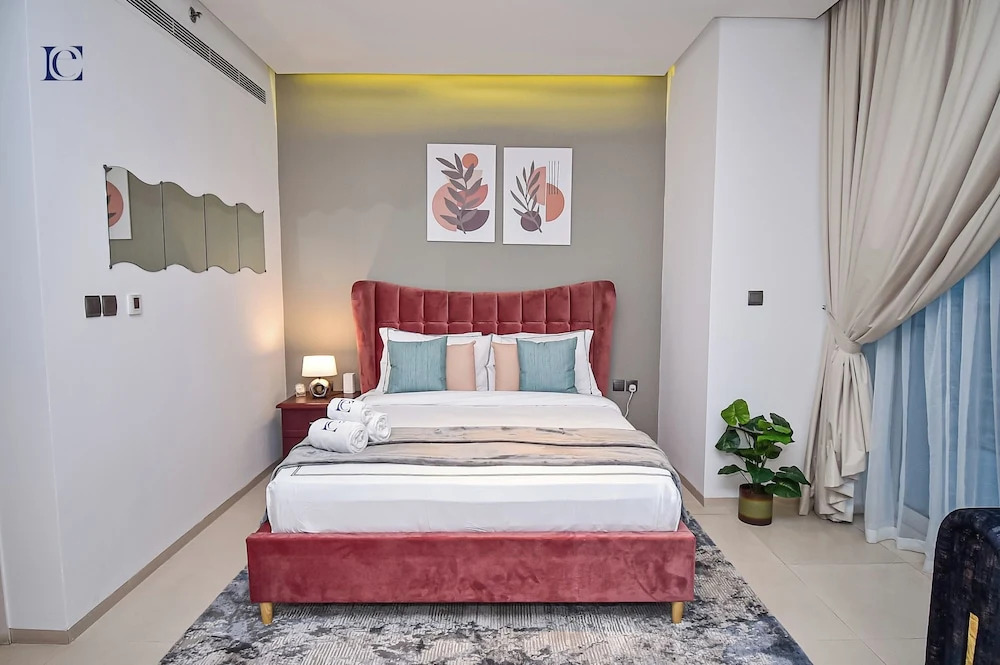 AST - Modern studio flat with balcony