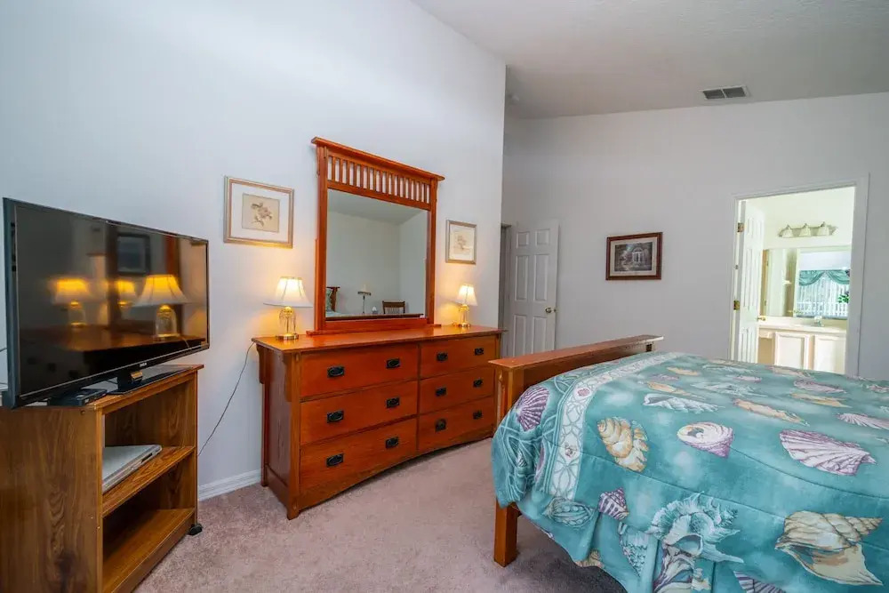 1114 4-bed Pool Home, Liberty Village Kissimmee