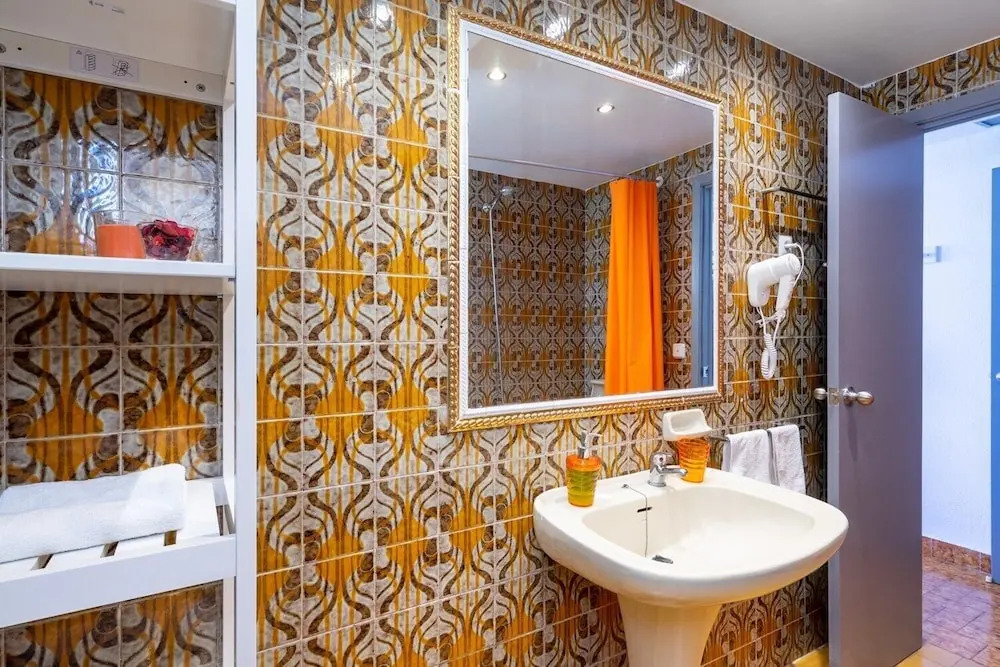 Outstanding beachfront villa Fuengirola