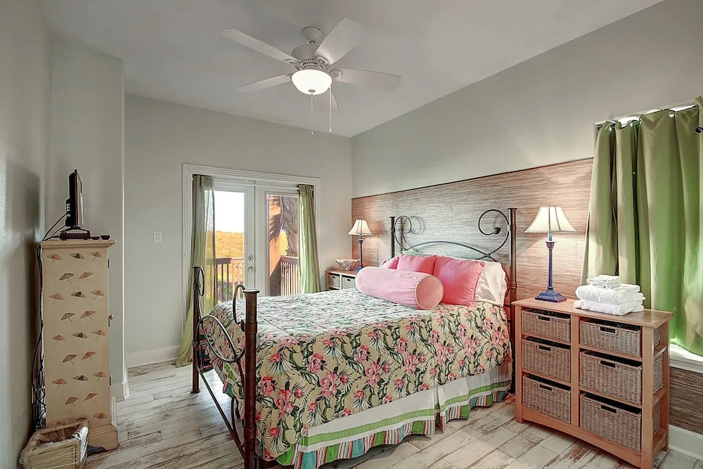 Sea Star Mr277 6 Bedrooms 3.5 Bathrooms Home